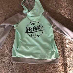 Sweatshirt